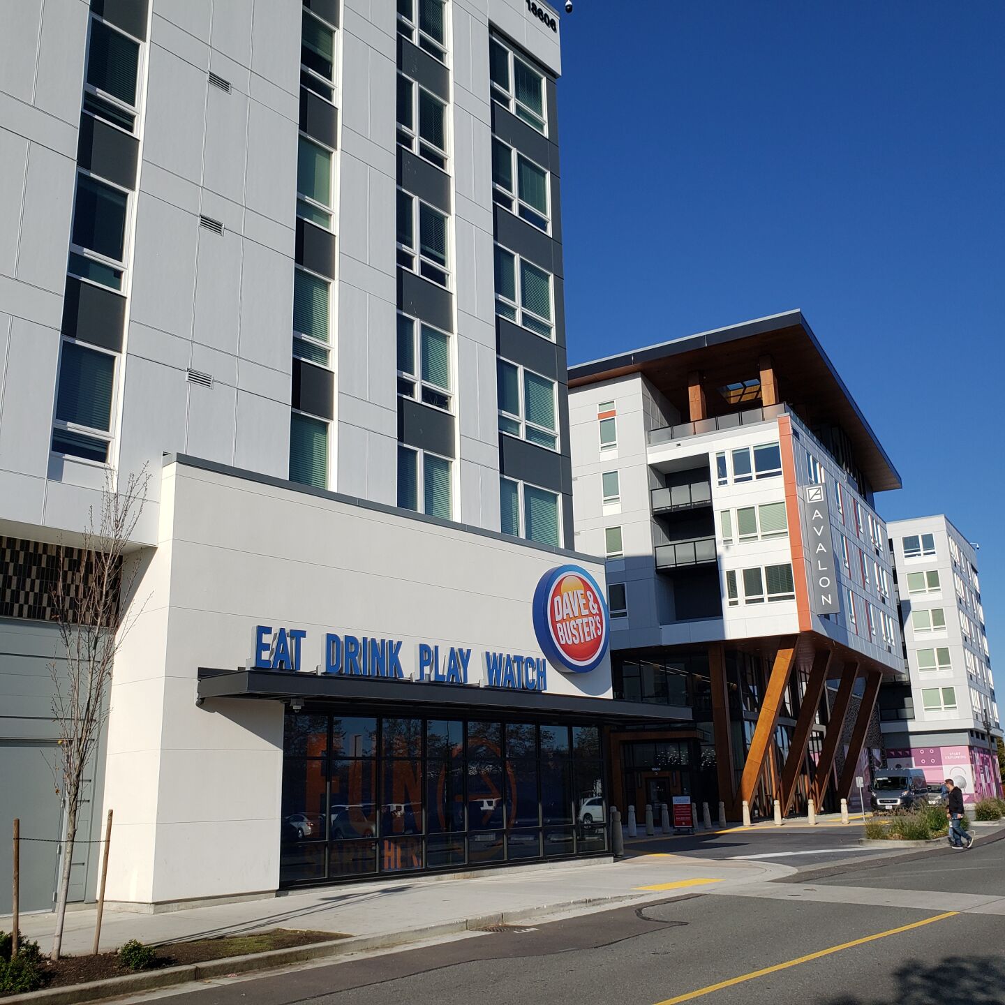 Alderwood Mall apartment photo